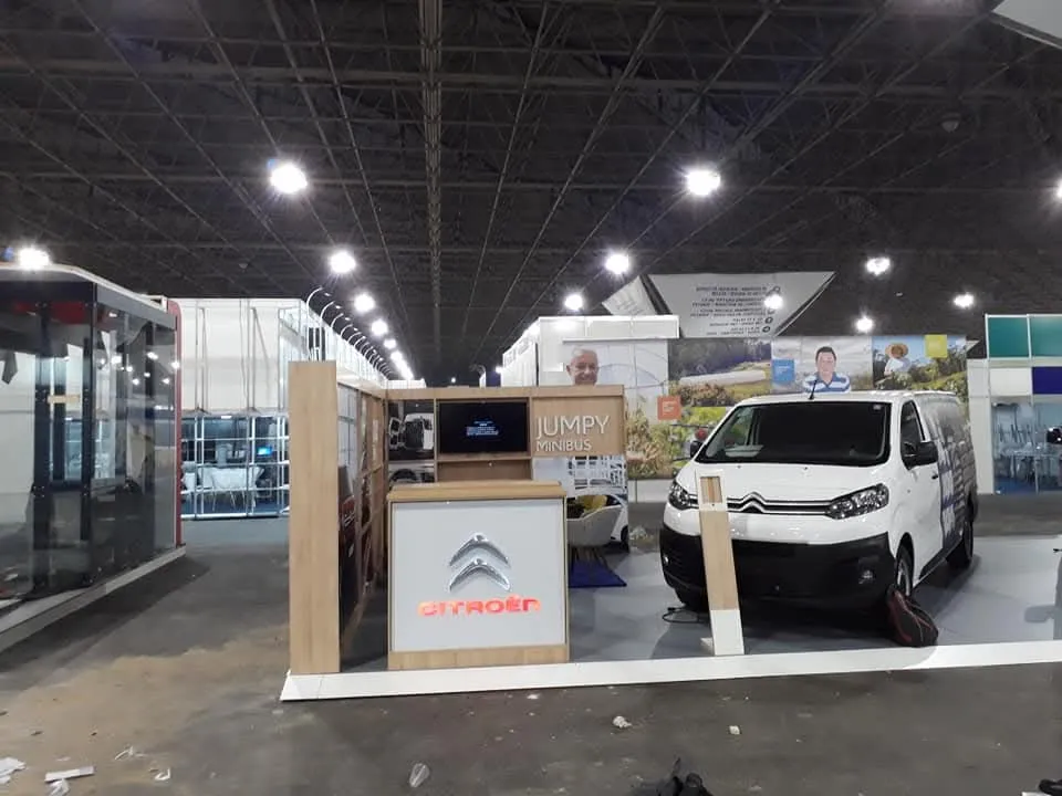 Projeto de Marcenaria Estilo Comercial - Decor & Design