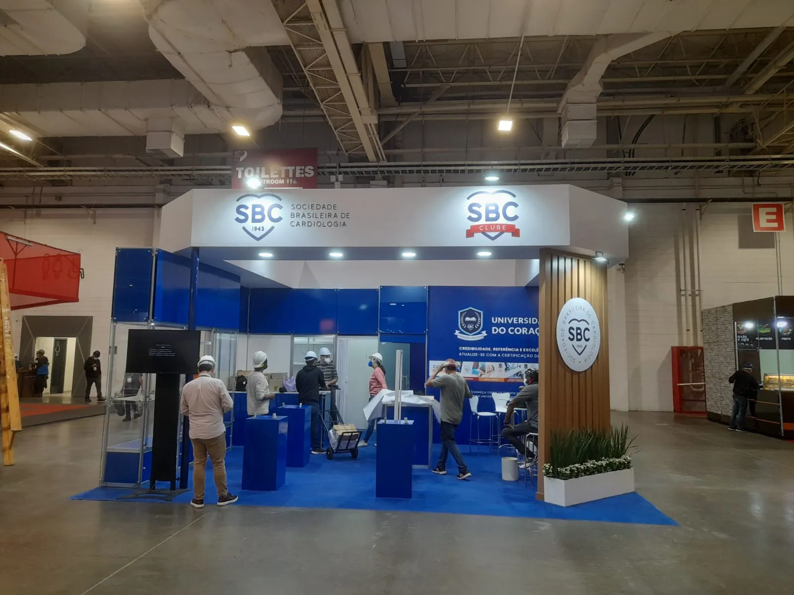 Projeto de Marcenaria para Feiras e Eventos - Decordesign